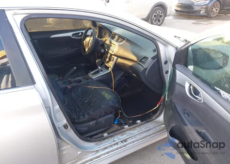 2013 Nissan Sentra Sr z USA, uszkodzony, nr VIN 3N1AB7AP9DL687252